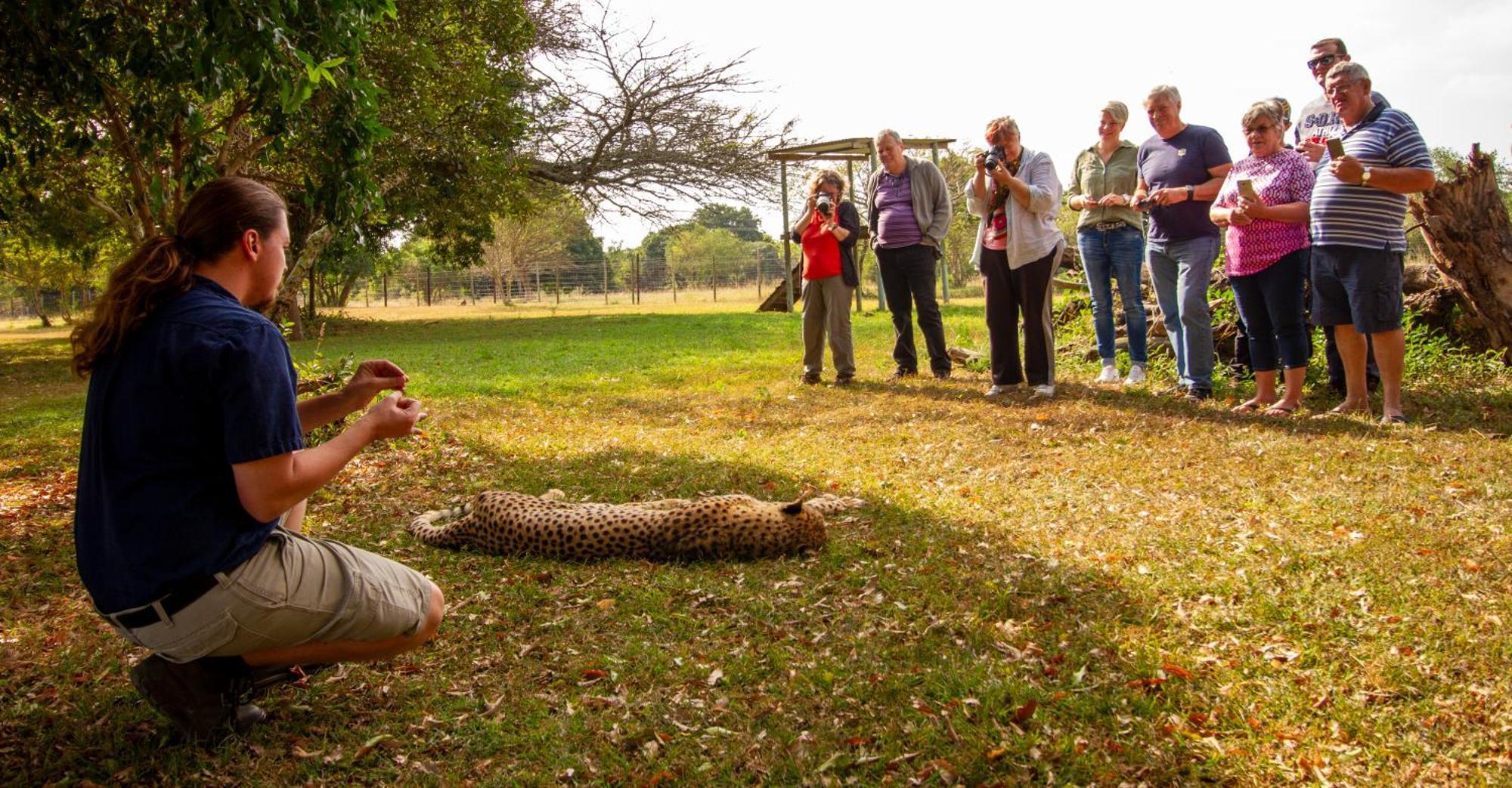 Emdoneni Lodge With Zululand Cat Conservation Project Hluhluwe Exterior foto